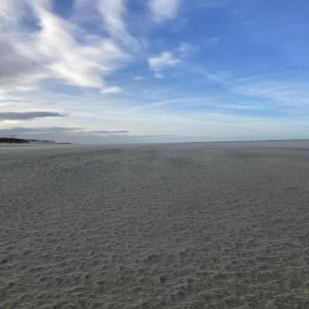 Apartament In Nieuwpoort By The Seafront, Cleaning Included