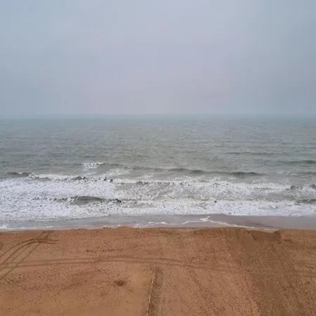 아파트 In Nieuwpoort By The Seafront, Cleaning Included